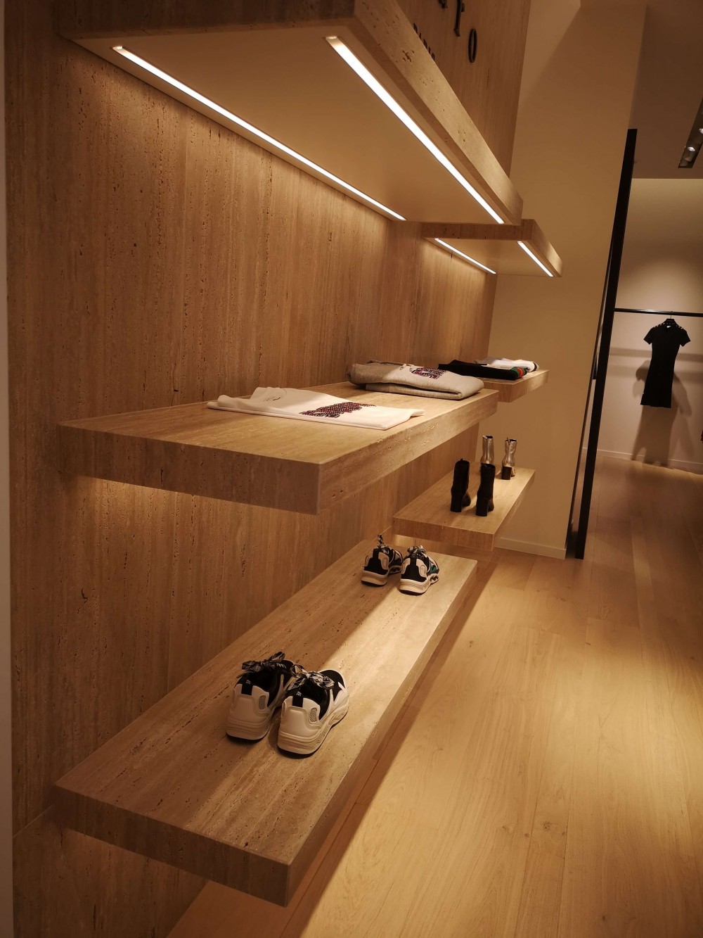 Sandro Paris side view 1